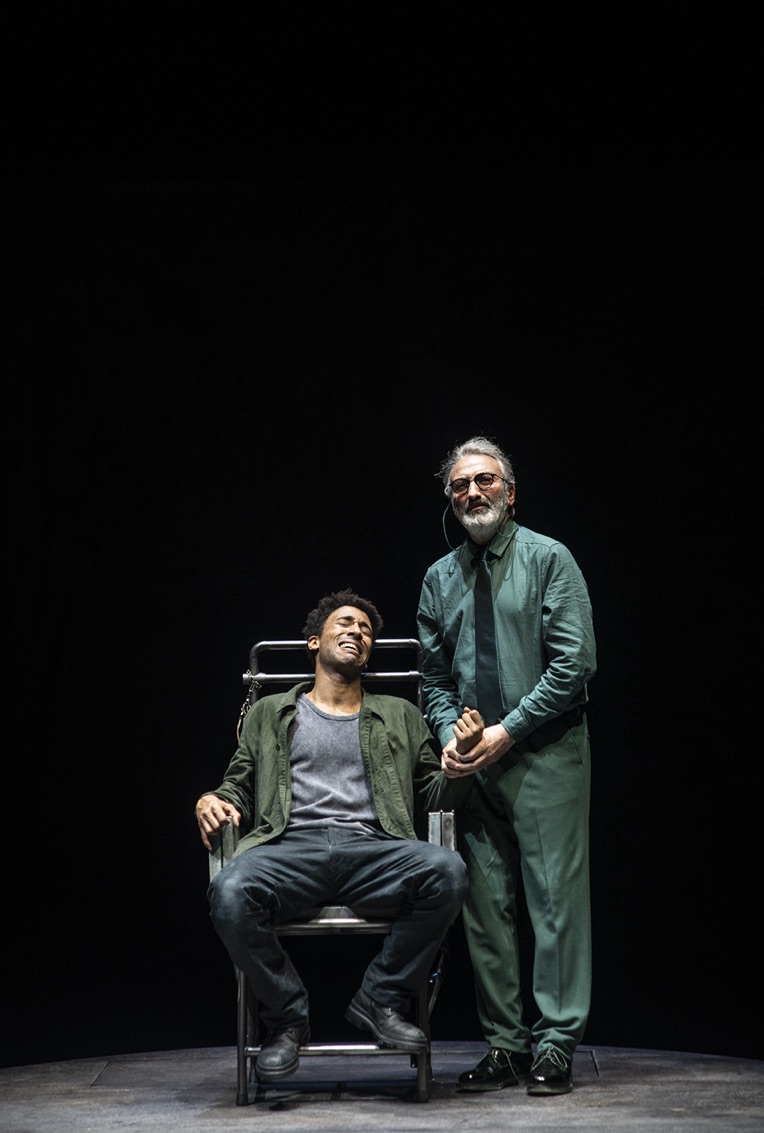 Woyzeck regia Tommaso Tuzzoli – (in foto Alberto Boubakar Malanchino e Tony Laudadio) – ph©Pino Miraglia
