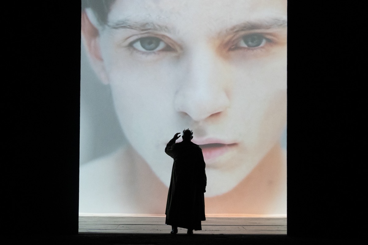 © ivan nocera per teatro di napolii