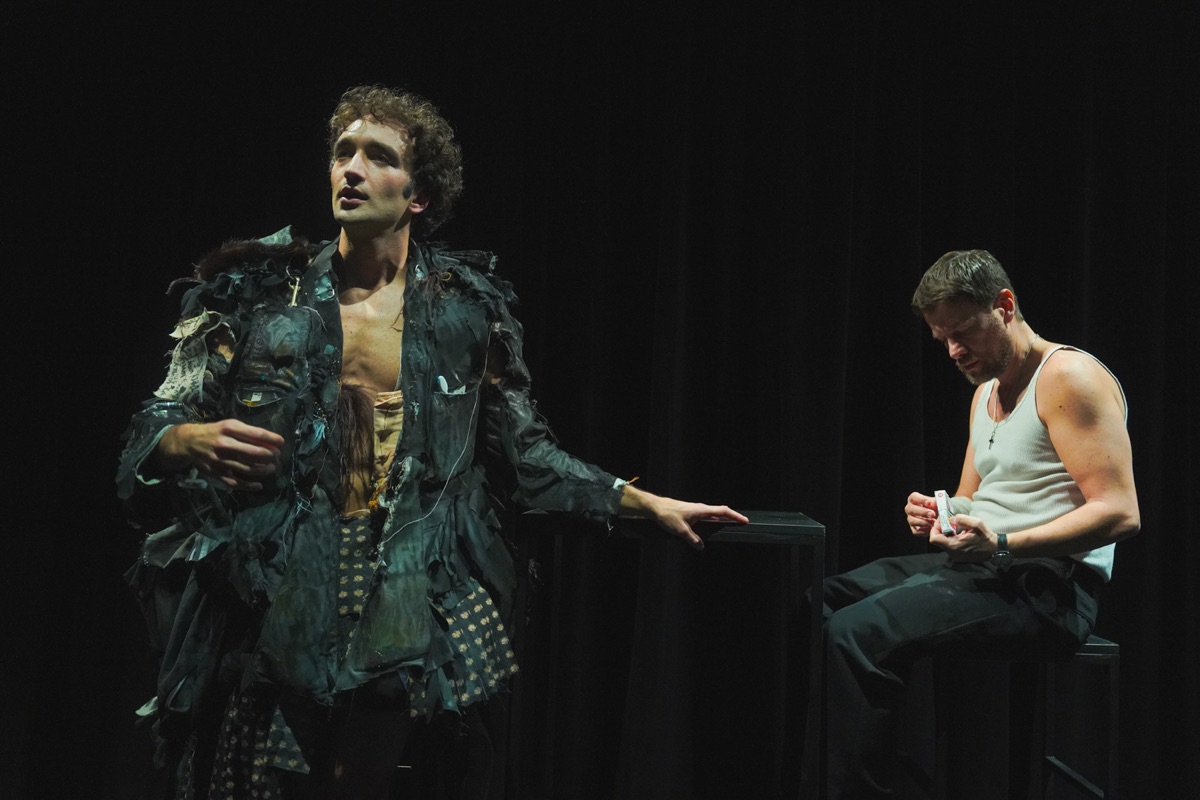 © ivan nocera per teatro di napolii