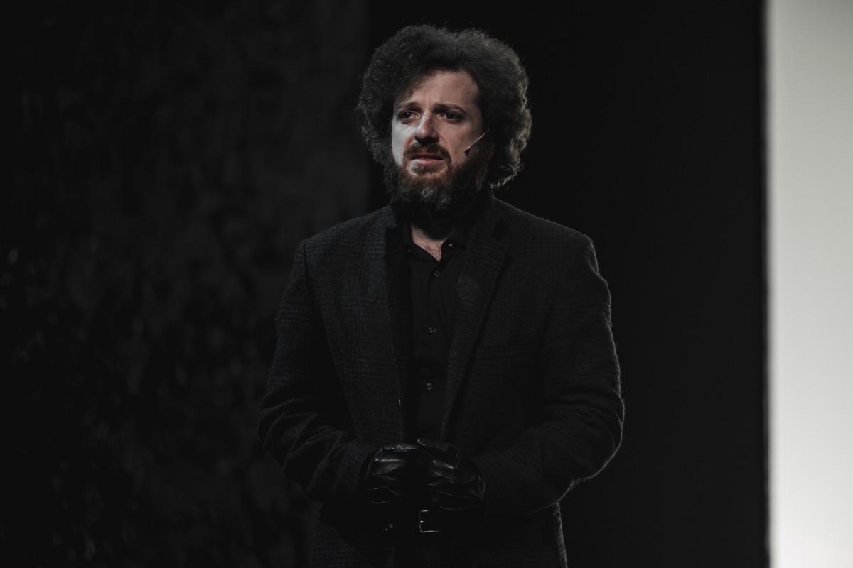 © ivan nocera per teatro di napolii