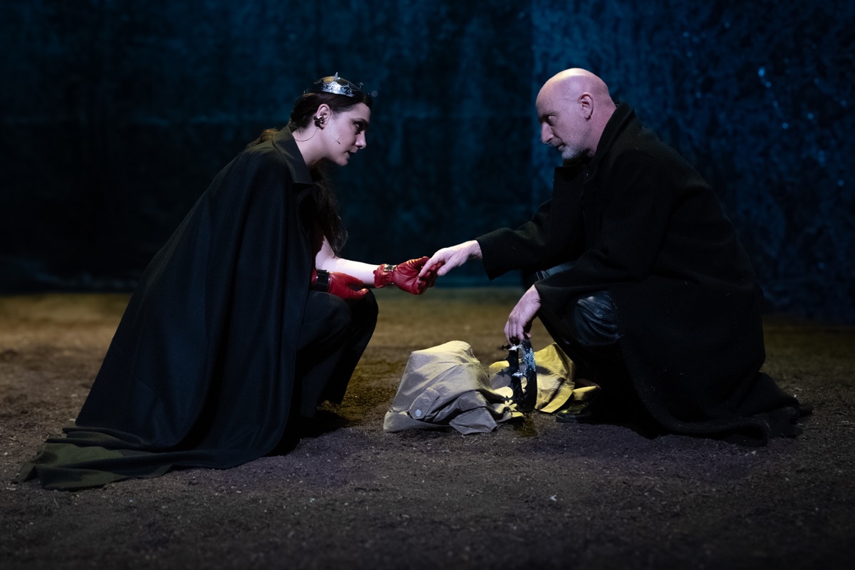 © ivan nocera per teatro di napolii