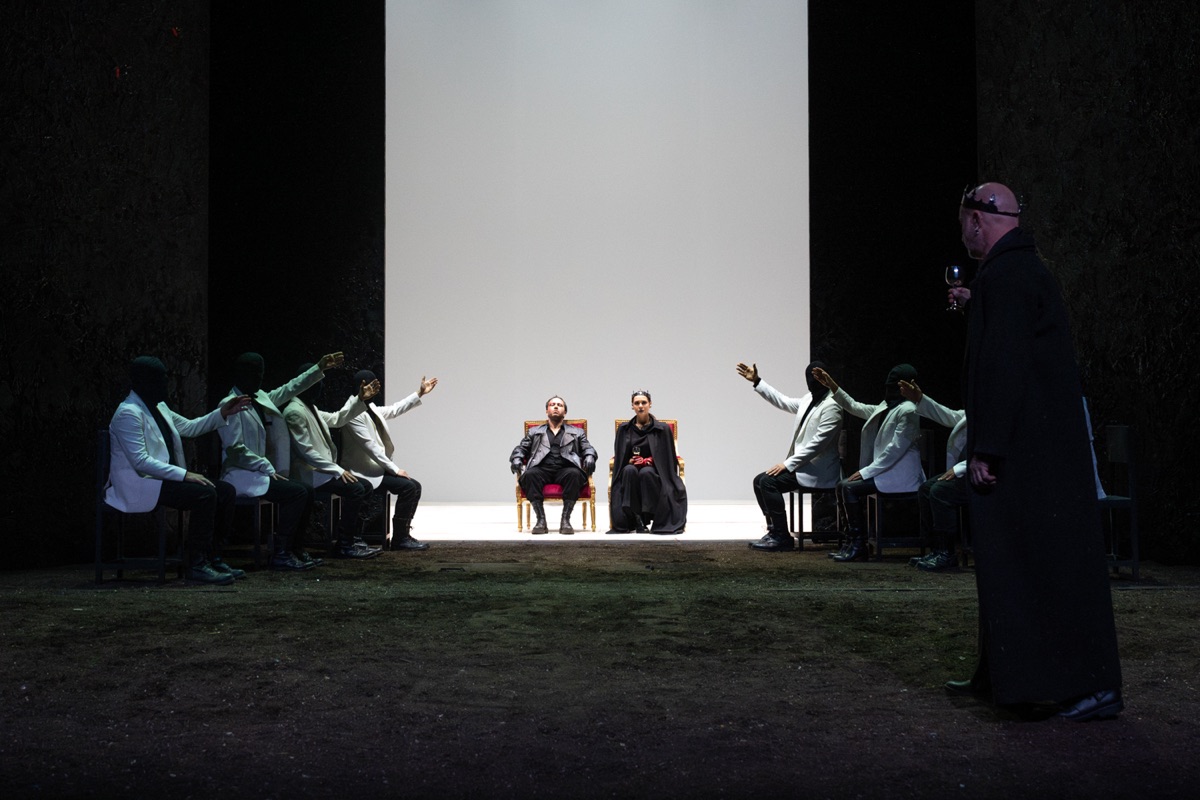 © ivan nocera per teatro di napolii