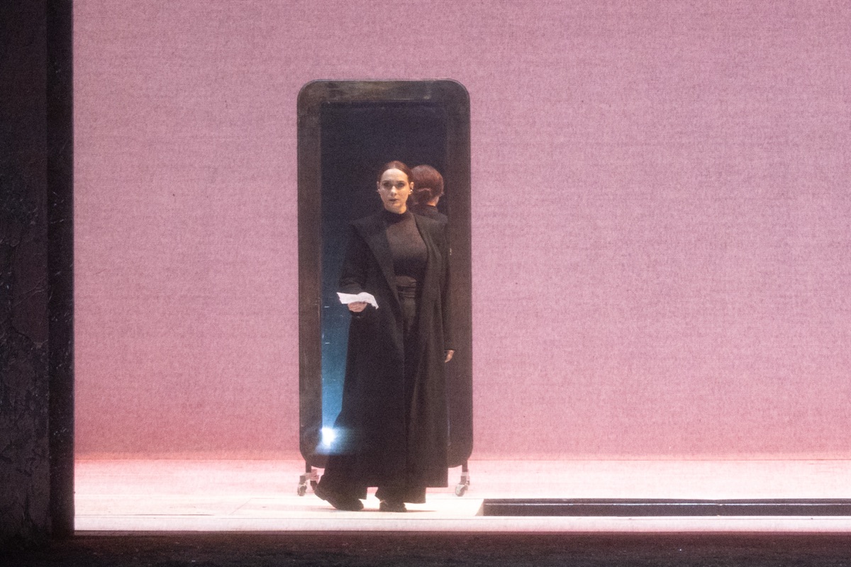 © ivan nocera per teatro di napolii