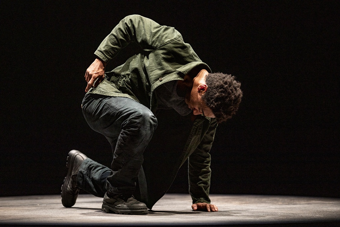 Woyzeck regia Tommaso Tuzzoli – (in foto Alberto Boubakar Malanchino) – ph©Pino Miraglia