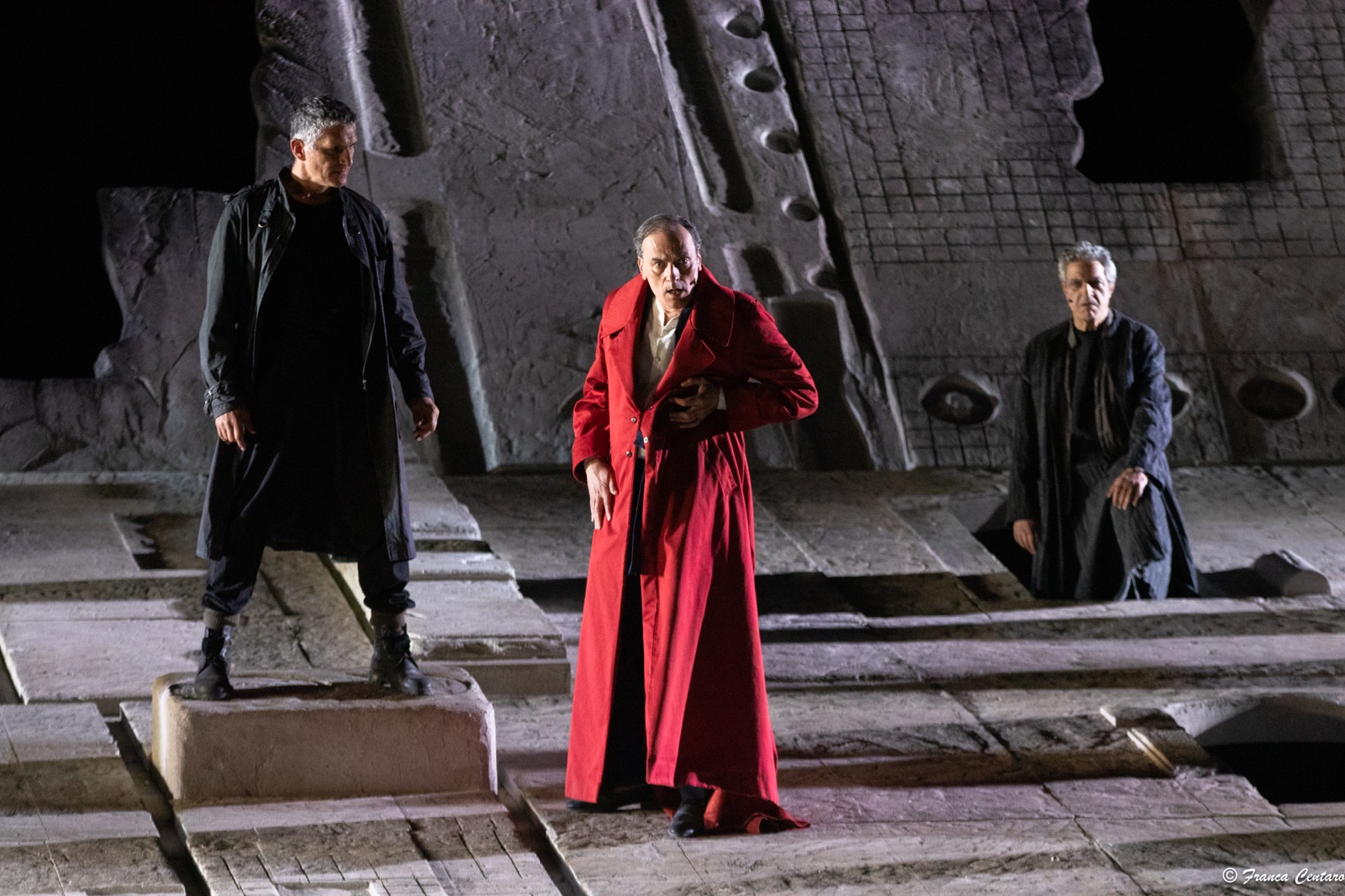 Rosario Tedesco (Pilade)_Roberto Trifirò (Egisto)_Danilo Nigrelli (Pedagogo)_ph Centaro